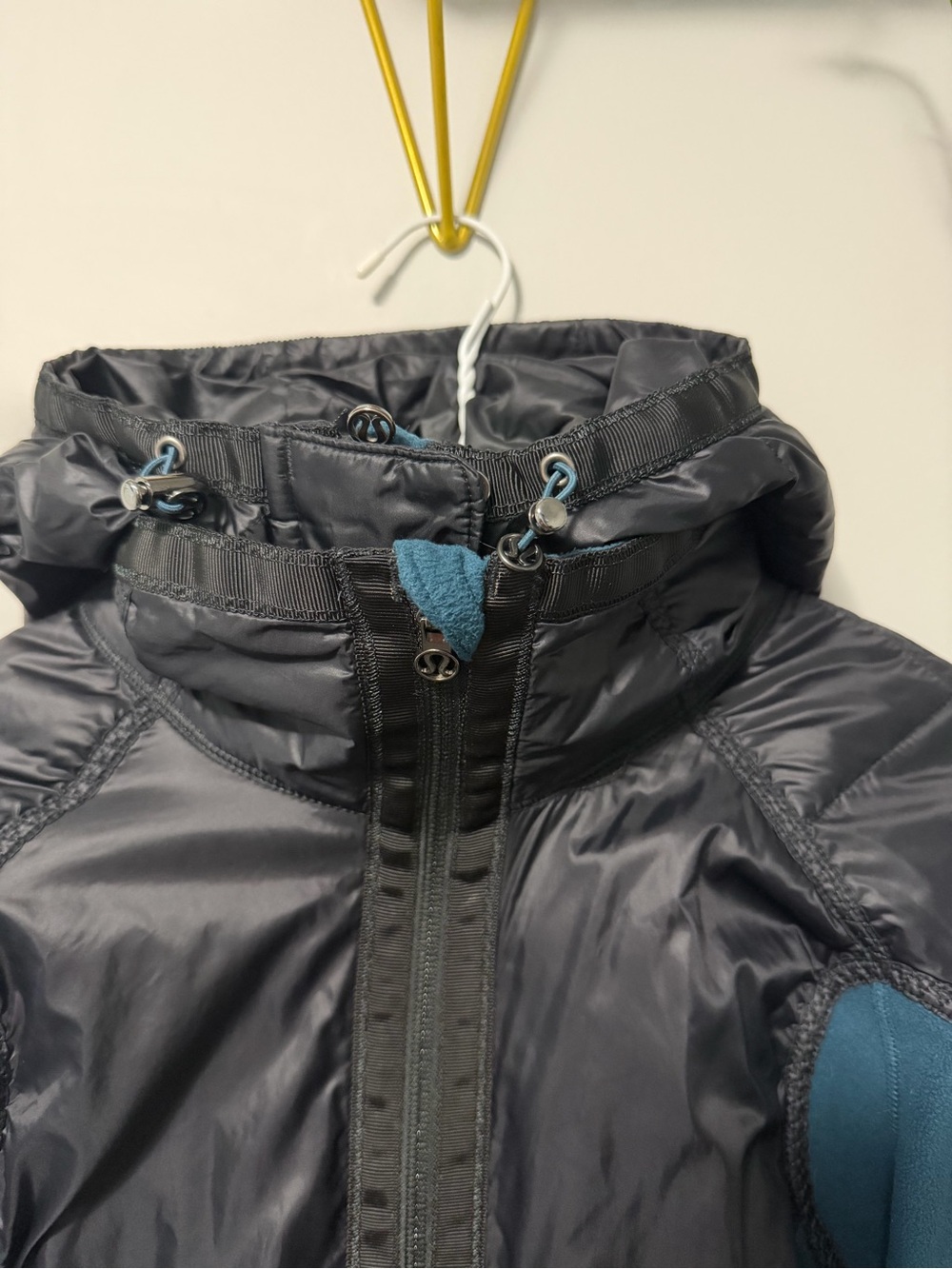 Lululemon Running Jacket - Picture 2 of 8